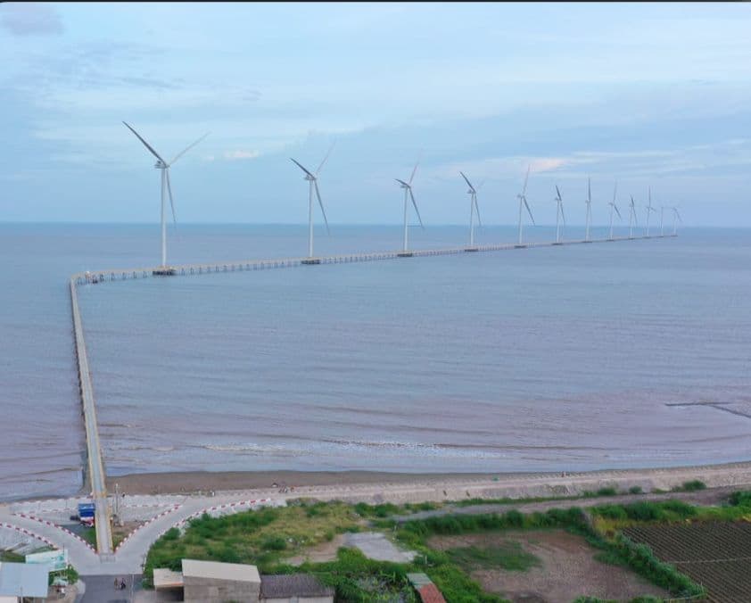 Renewable energy infrastructure visual